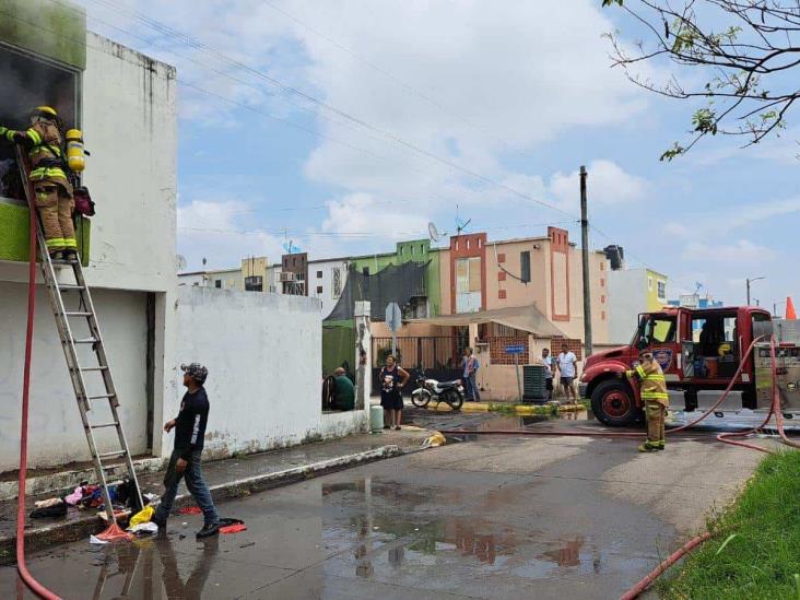 Incendio consume vivienda en Arboledas San Ramón de Medellín