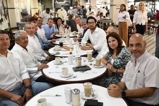 Adán Augusto López se reúne con empresarios de la comunicación en Veracruz | VIDEO