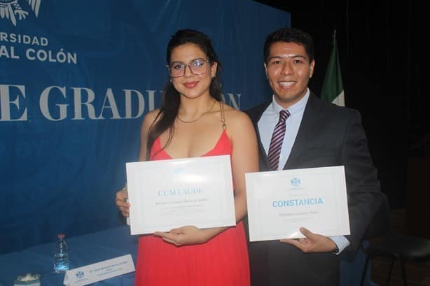 Christian Zacarías protagonizó ceremonia de graduación