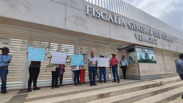 Sin agua y bajo represión: denuncia colectiva contra Alcalde de Banderilla (+Video)