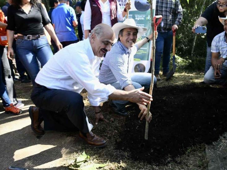 Eric Cisneros busca embarrar a Hipólito con ecocidio de Ahued