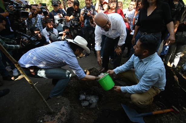 Cuitláhuac defiende ‘masacre ambiental de Ahued y arremete contra prensa