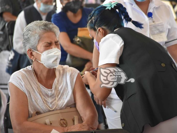 En otoño, refuerzo de vacuna contra covid en Veracruz