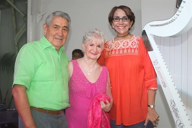 Delfino Guerrero ofreció concierto memorable por 50 años de trayectoria