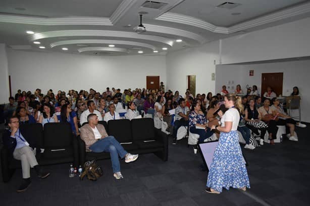 Exitoso el primer foro internacional de autismo en Veracruz, con panelistas de España, Italia, Chile, Cuba y México
