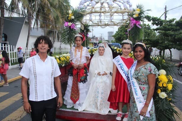 Realizan procesión y serenata en honor a Santa Ana, en Boca del Río
