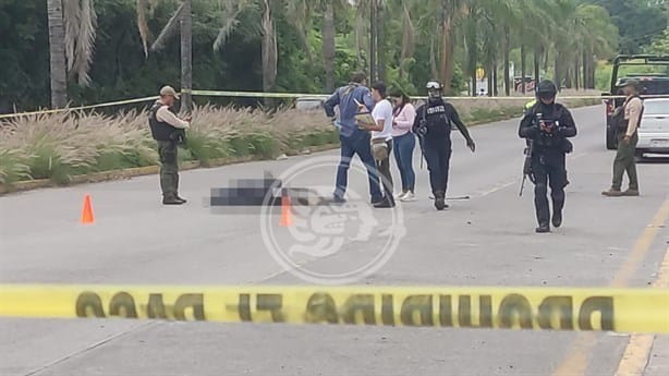 Cafre arrolla a motociclistas en Córdoba; uno perdió la vida (+Video)