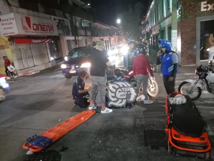Motociclista es atropellado por ambulancia en Córdoba