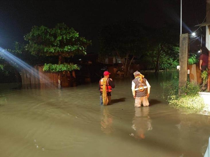 Lluvias dejan afectaciones en 14 municipios de Veracruz