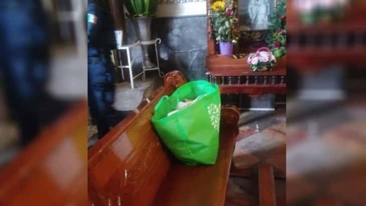 Abandonan en una bolsa a bebé en iglesia de Tlaxcala