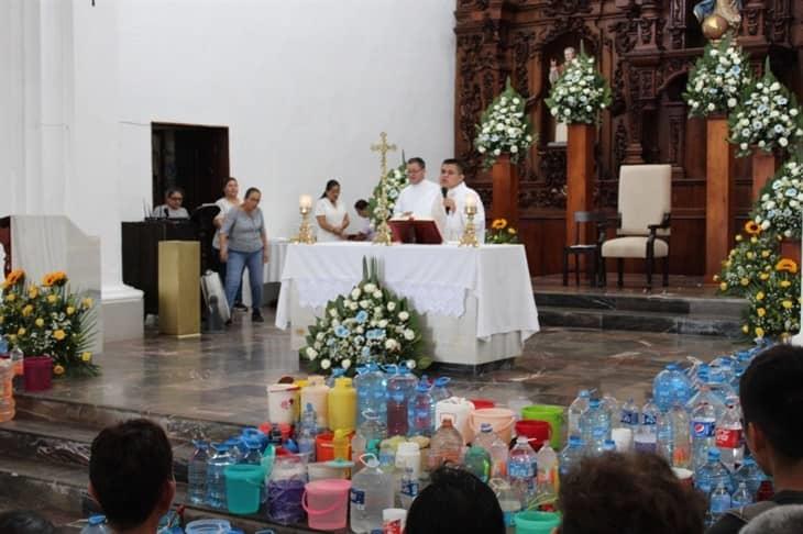 En Misantla celebran a San Ignacio de Loyola con bendición de agua