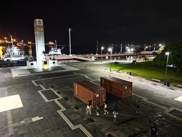 Instalan estructuras y contenedores para el Festival Internacional de Fotografía “Mirar Distinto” en Veracruz