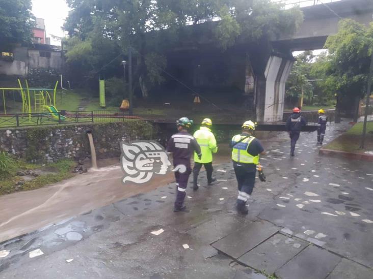 Rescate en Orizaba; estuvieron a punto de ahogarse