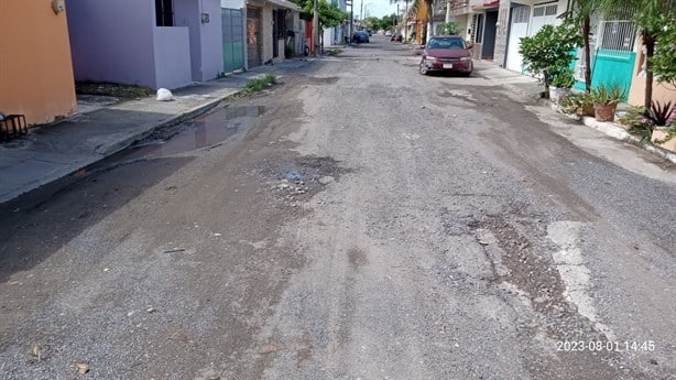 Nadie arregla las calles en Veracruz, se tiran la bolita en el Ayuntamiento