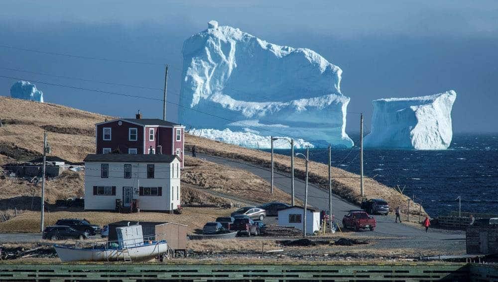 Esto se sabe del iceberg gigante que apareció en costa de Canadá