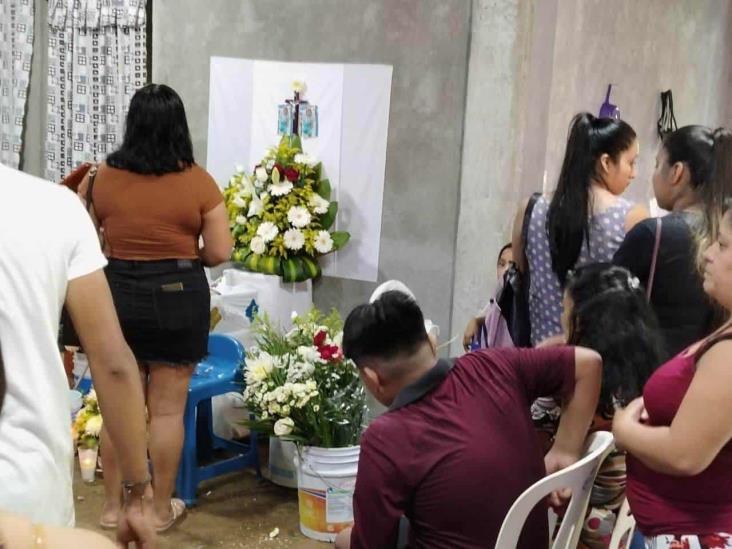 Tragedia en los Tuxtlas; muere pequeña tras ser atropellada; su madre, lesionada