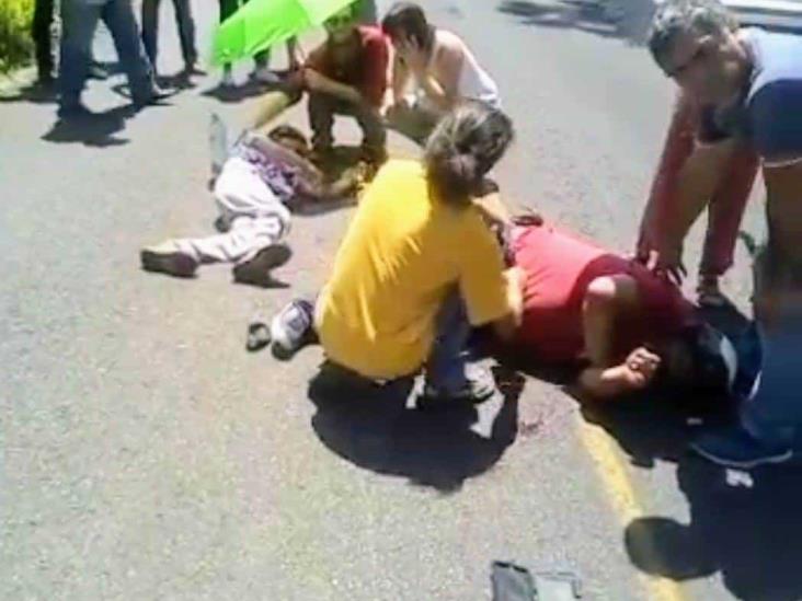Vecinos de Coatepec se accidentan en la Tuzamapan- Jalcomulco