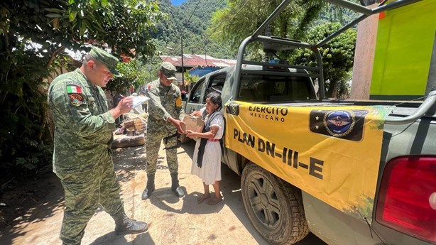 Militares en Veracruz despliegan estrategia por afectaciones de Onda Tropical 18