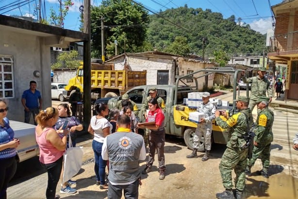 Militares en Veracruz despliegan estrategia por afectaciones de Onda Tropical 18