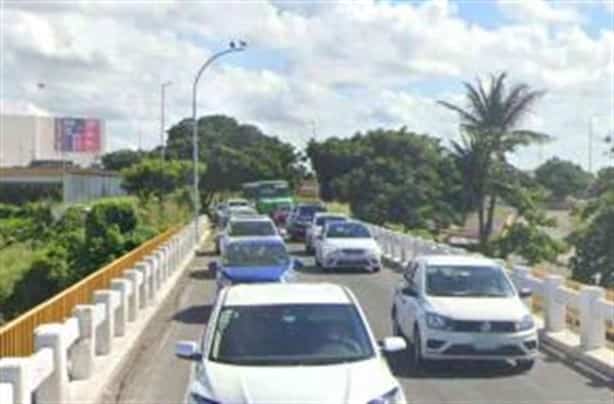 Habilitar un tercer carril en puente de Boca del Río ayudaría a desahogar tráfico: AMIC