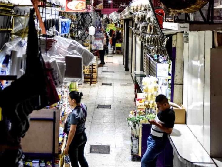En Xalapa,buscan mejorar iluminación en mercados