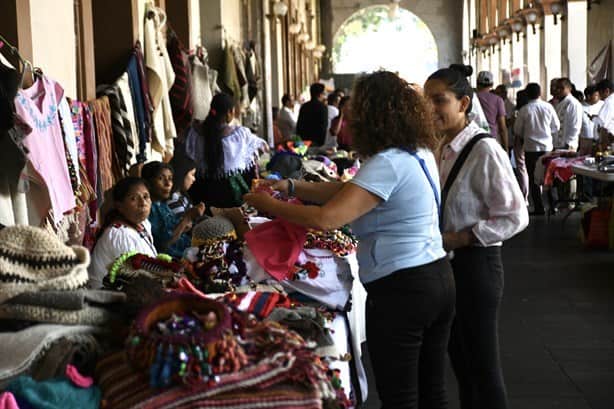 Con expo y rituales celebran Día Internacional de los Pueblos Indígenas en Xalapa