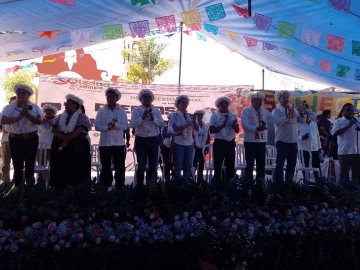 Conmemoran el Día Internacional de los Pueblos Indígenas en Soledad Atzompa