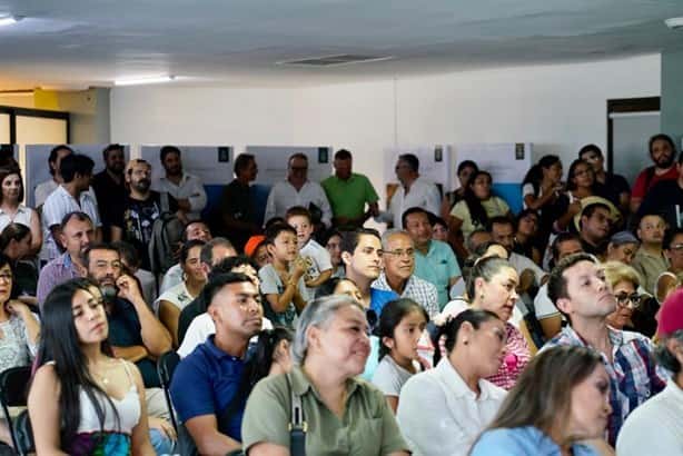 Presentan el libro “Arrecifes de Veracruz: Tesoros Sumergidos”, en Festival de Fotografía “Mirar Distinto