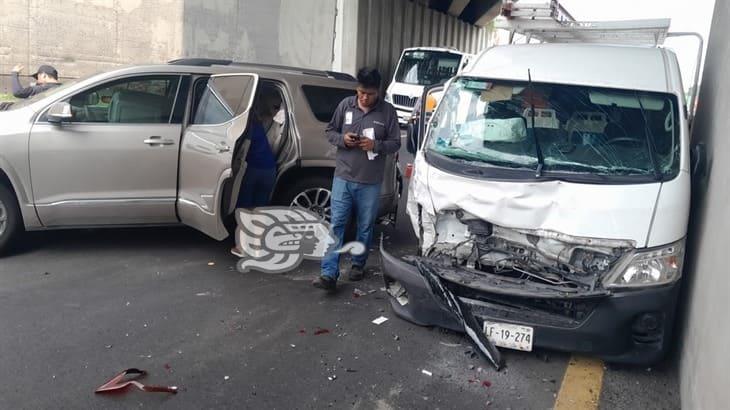 Choque por alcance en la caseta de Peaje Plan del Río; cuatro lesionados 