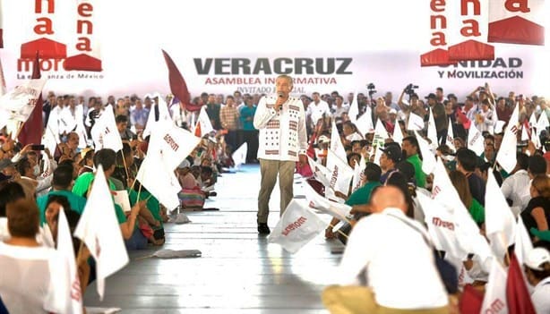 Adán Augusto López Hernández se prodiga en un amplio reconocimiento a la 4T de la vida pública en México, en Veracruz