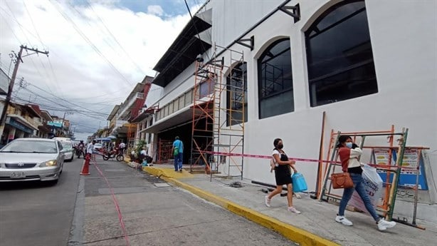 Comercio en Xalapa, asediado por robos y cobros de piso; ¿crimen sometió a Ahued?