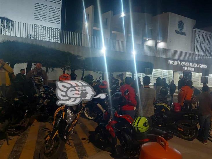Motociclistas exigen justicia para Raúl, joven repartidor atropellado en Xalapa (+Video)