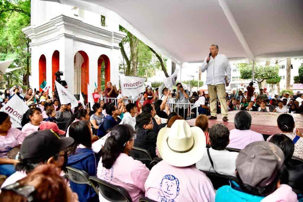 Sale Adán Augusto López Hernández nuevamente en defensa de los libros de texto gratuitos