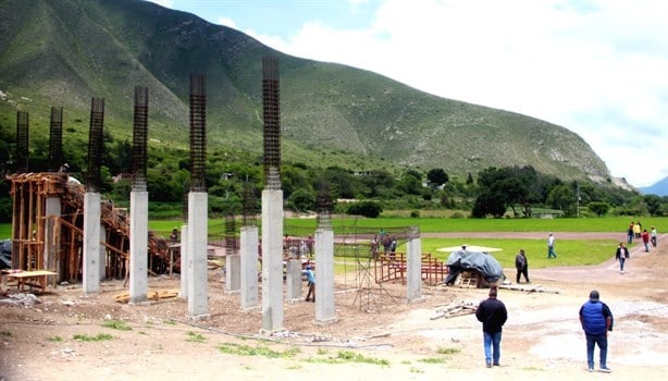 Arranca segunda etapa de construcción de estadio de béisbol en Acultzingo