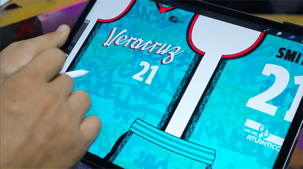 Nuevo jersey de los Halcones Rojos rinde homenaje a la cultura de Veracruz