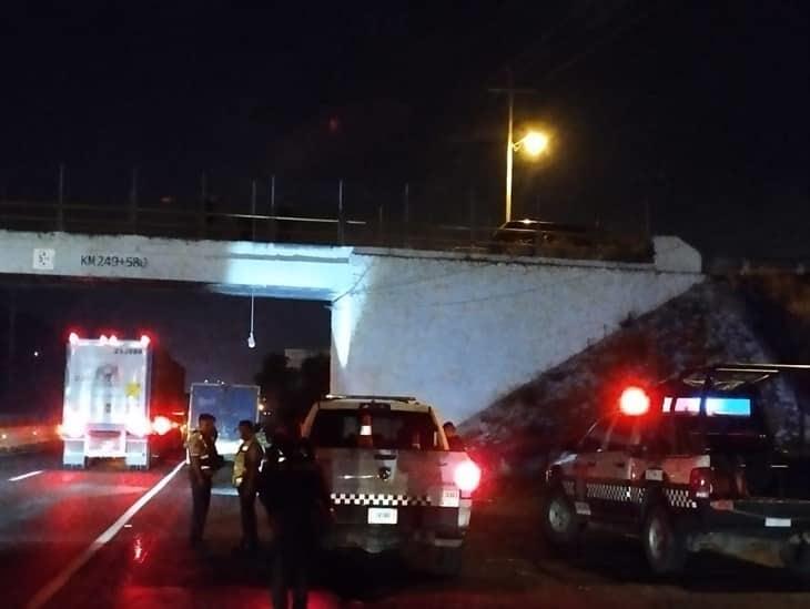 Macabro hallazgo de cabeza humana en el puente de la autopista Puebla - Orizaba