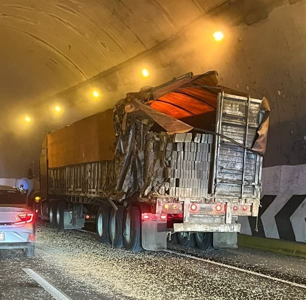 Tres choques paralizan autopista Puebla-Orizaba: 3 heridos y caos vehicular