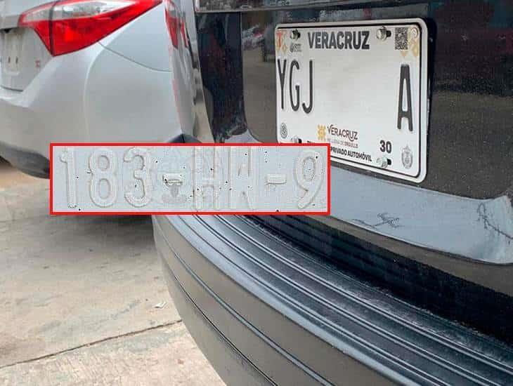 Así puedes reponer gratis las placas de tu auto en Veracruz si se despintaron