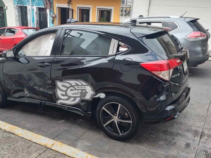 Fuerte choque en transitado crucero de Xalapa