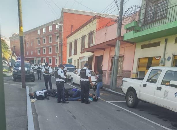 Atropellan a despistado policía municipal de Orizaba