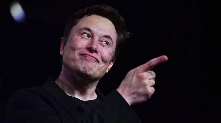 Elon Musk sacude a medios: amaga con eliminar enlaces directos a contenidos