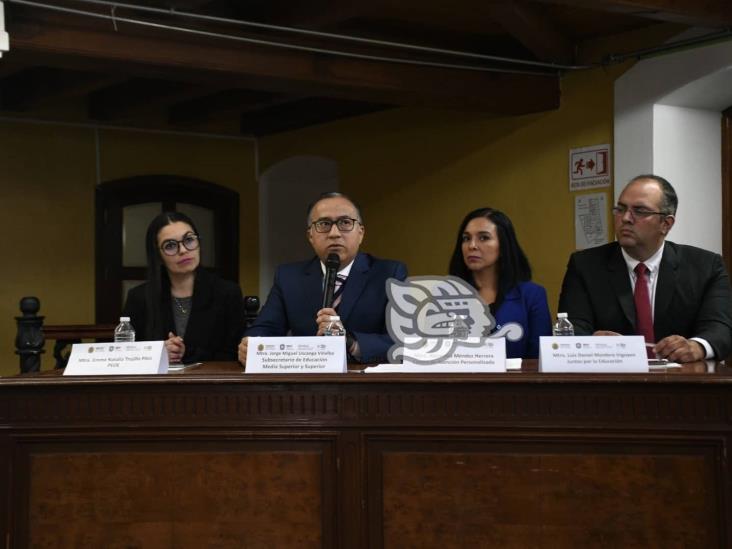 ¿No obtuviste un lugar en la UV? Presentan Programa Estatal de Oferta Educativa