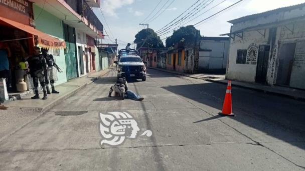 Se desvanece mujer en plena calle de Misantla