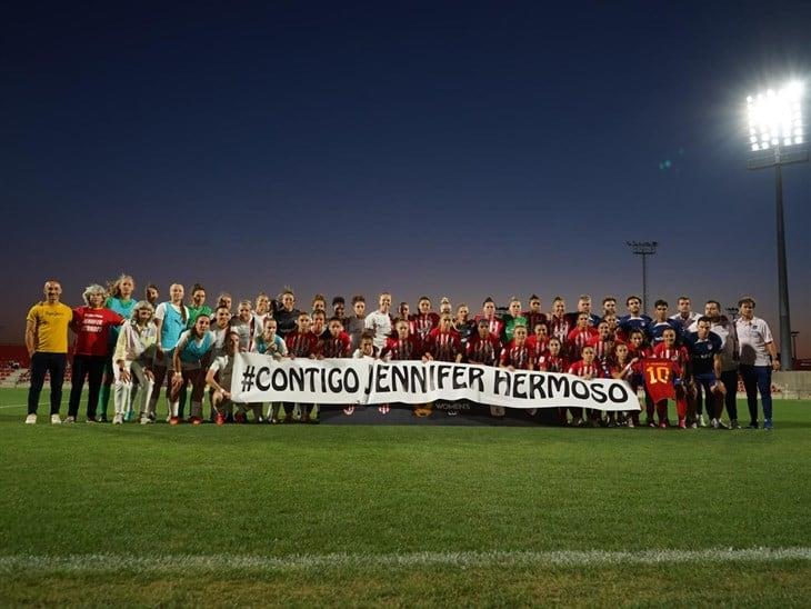 Jennifer Hermoso reapareció en público y recibe ovación en Madrid (+Video)