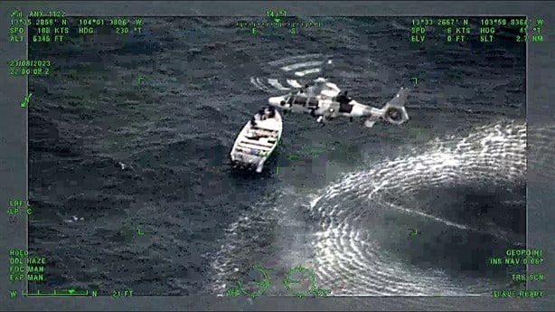 Marina asegura cargamento ilícito en el Pacífico mexicano