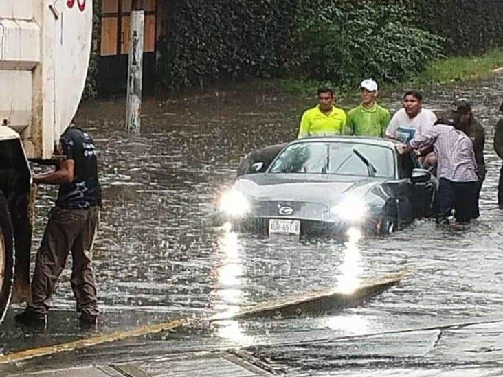 ¿Las inundaciones en Xalapa dañaron tu vehículo? Esto debes hacer
