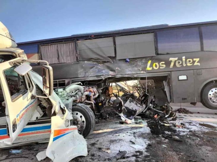 Se accidenta autobús del grupo ‘Los Telez’ en la Puebla-Orizaba; hay dos muertos (+Video)