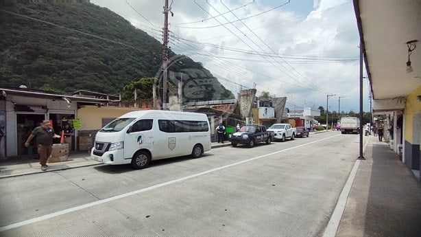 Aseguran migrantes en Orizaba; viajaban en autobús