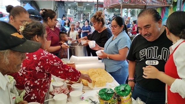 Así iniciaron las fiestas patrias en Ciudad Mendoza