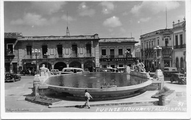 Plaza Lerdo de Xalapa, construida sobre una gasolinera; ¿lo sabías?